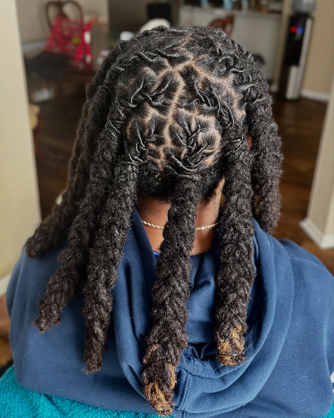 Twists side view